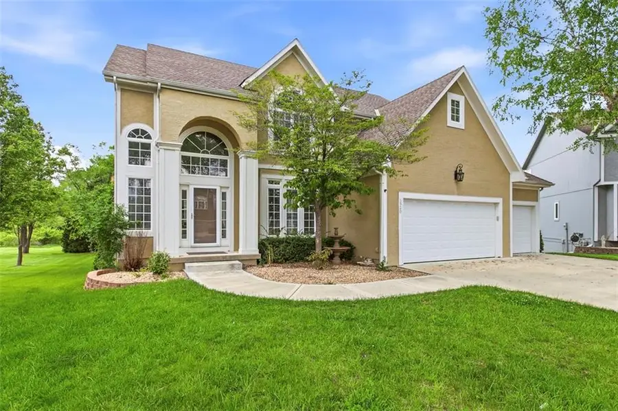5920 NE Parks View Place, Lees Summit, MO 64064 - #2