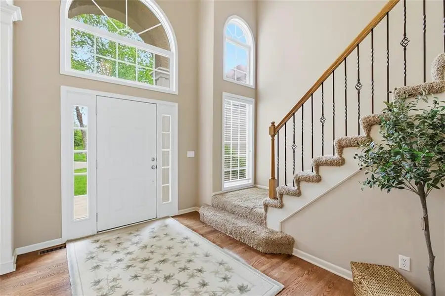 5920 NE Parks View Place, Lees Summit, MO 64064 - #3