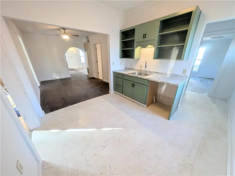 309 S Elm Street, Iola, KS 66749 - Image #2