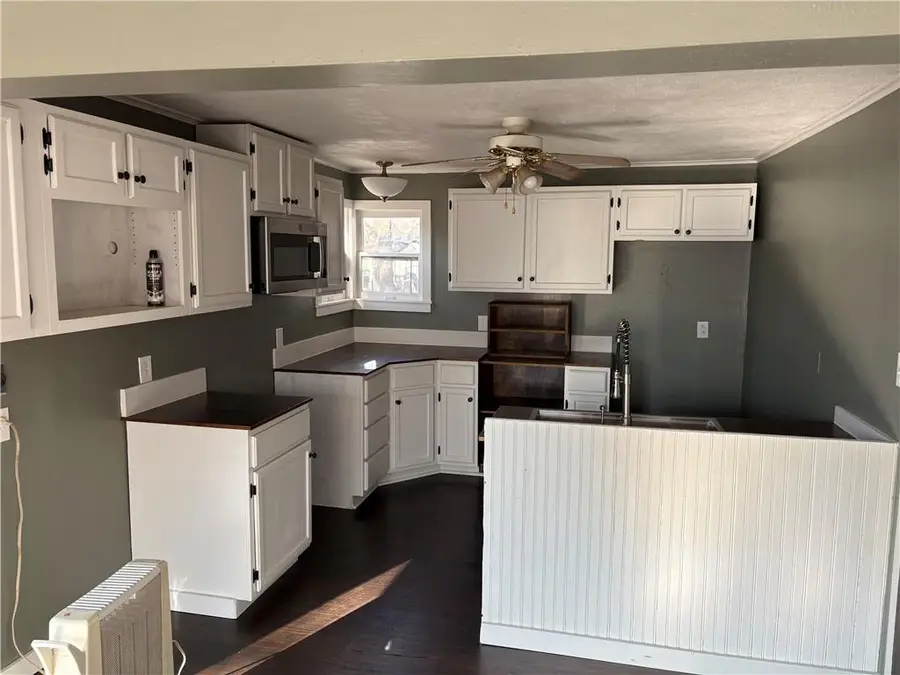 114 S High Street, Arma, KS 66712 - Image #3