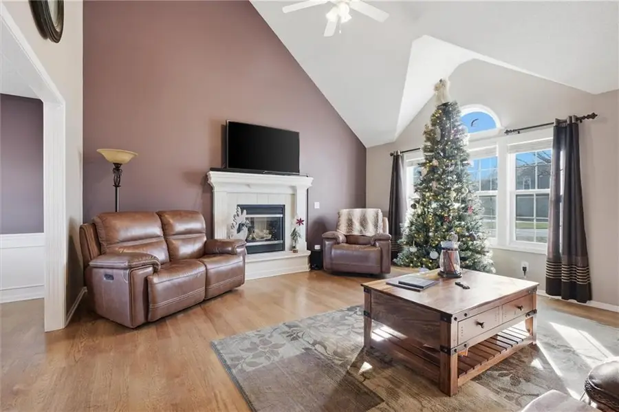 11910 N Charlotte Street, Kansas City, MO 64155 - Image #3