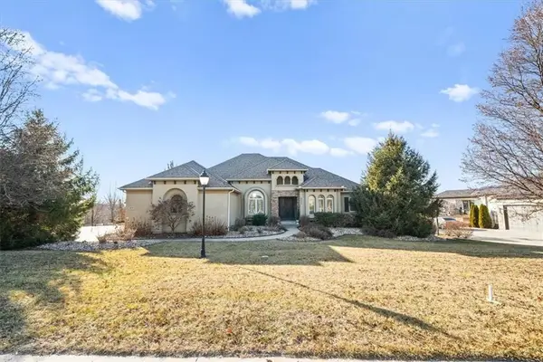 8050 N Caldwell Avenue, Parkville, MO 64152