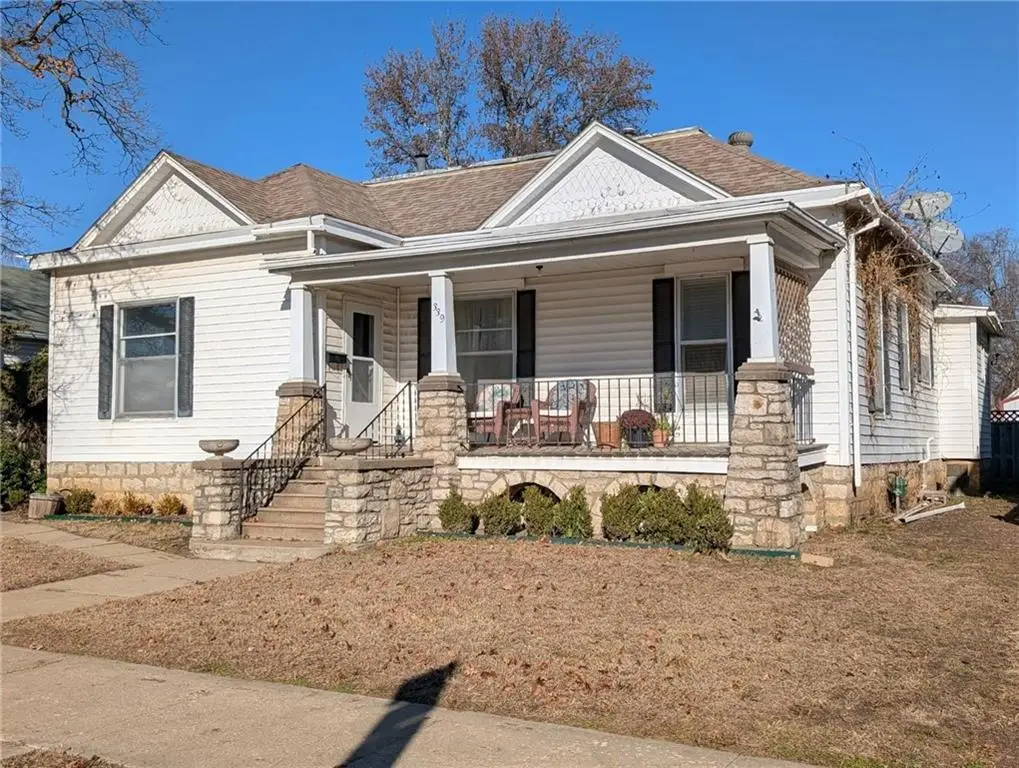 339 W 6th Avenue, Garnett, KS 66032 - Image #1