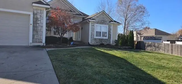 3921 SW Windemere Drive, Lees Summit, MO 64082 - Image #1