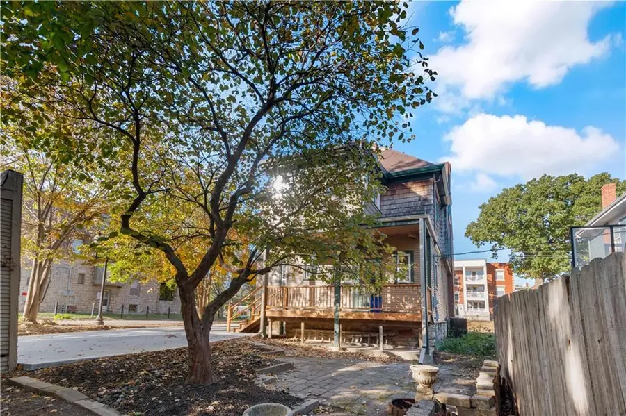 3833 Wyandotte Street, Kansas City, MO 64111 - Image #2