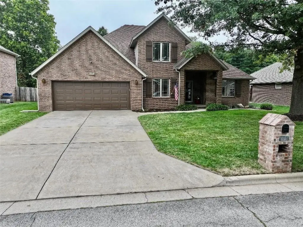 1811 W Village Lane, Springfield, MO 65807 - Image #1