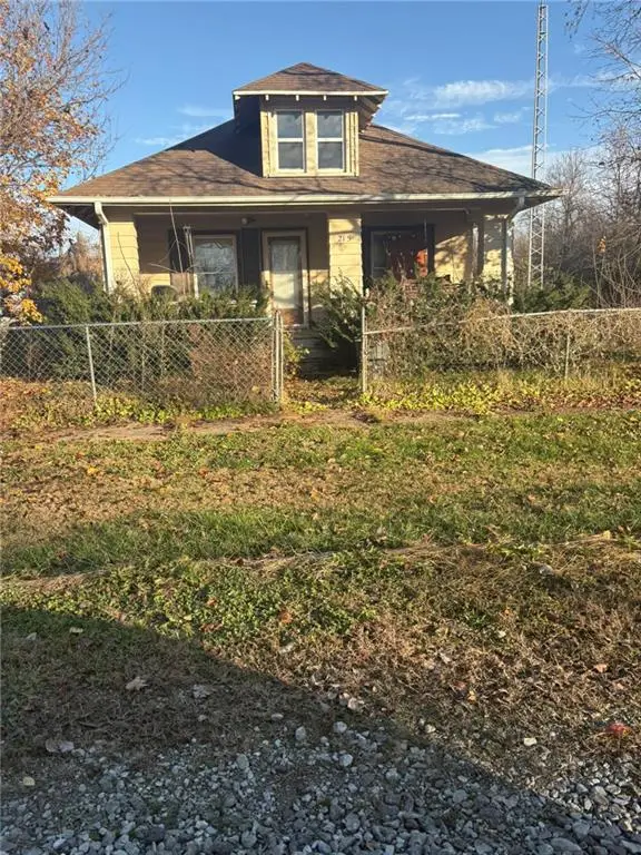 215 Lee Street, Fortescue, MO 64437 - Image #1