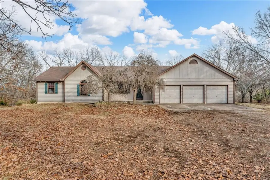 1884 E 978th Road, Lawrence, KS 66049 - Image #2