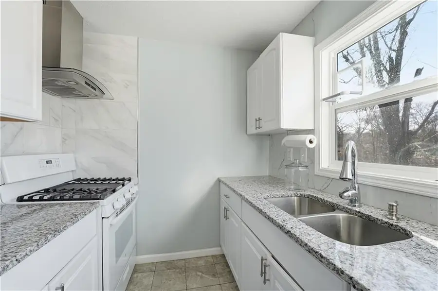 2732 S 51 Terrace, Kansas City, KS 66106 - Image #3