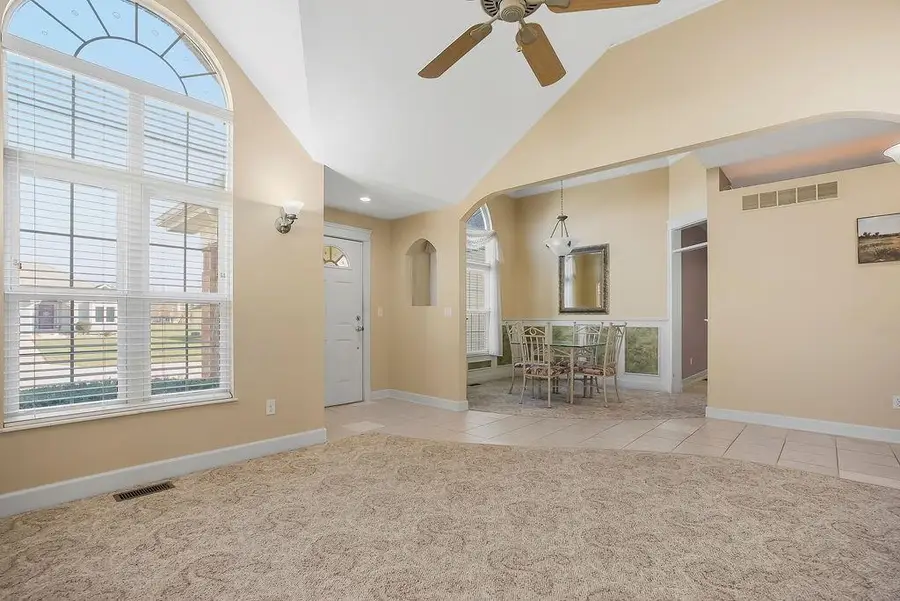 614 Meadowlark Drive, Raymore, MO 64083 - Image #3