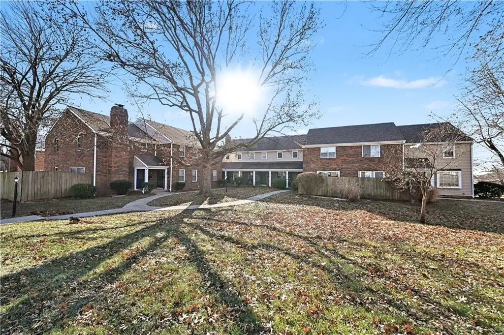 3615 NE 68th Terrace, Gladstone, MO 64119 - Image #1