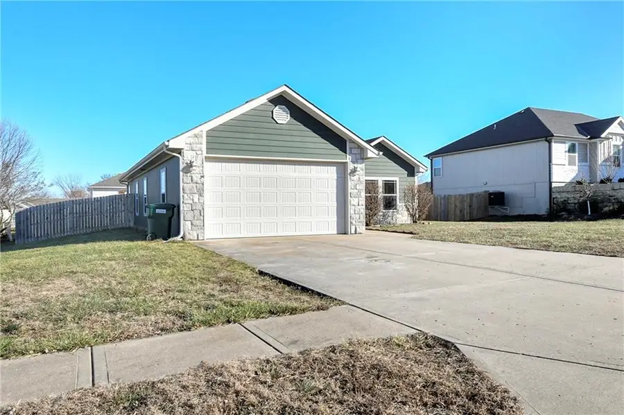 303 S Wilson Street, Archie, MO 64725 - Image #3