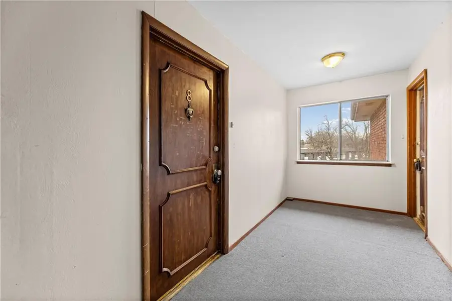 8221 Santa Fe Drive #8, Overland Park, KS 66204 - Image #2