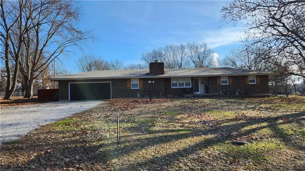 908 Harr Grove Road, Peculiar, MO 64078 - Image #1