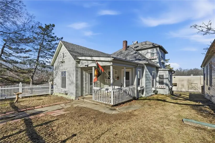 414 Pine Street, Leavenworth, KS 66048 - Image #2