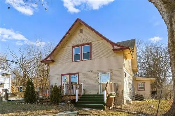 1701 W Walnut Street, Independence, MO 64050