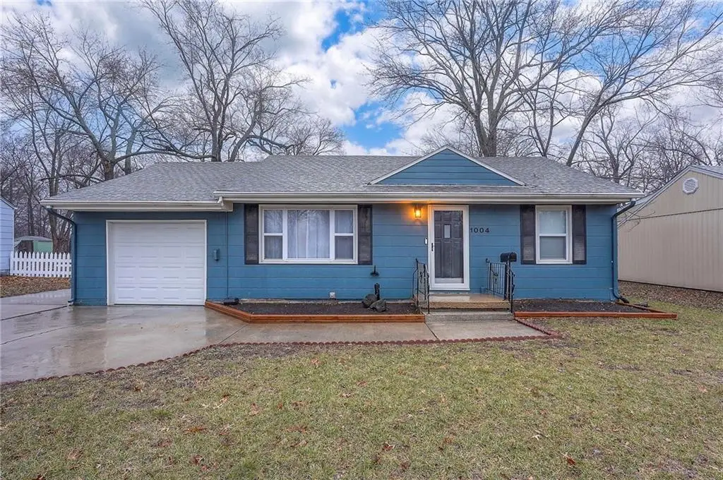 1004 E Cedar Street, Olathe, KS 66061 - Image #1