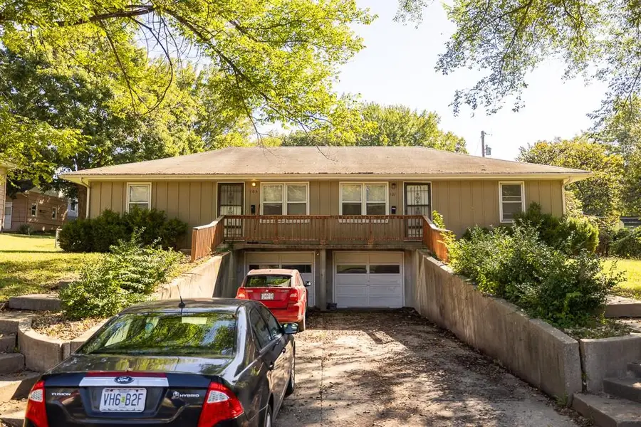 105 & 107 S Arlington Avenue, Independence, MO 64053 - Image #3