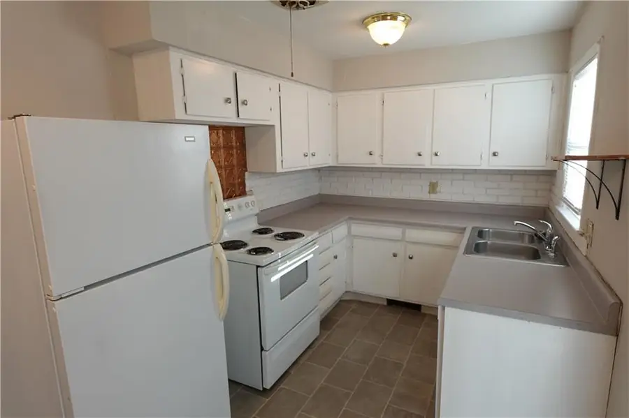 503 W Colonel Drive, Independence, MO 64050 - Image #3