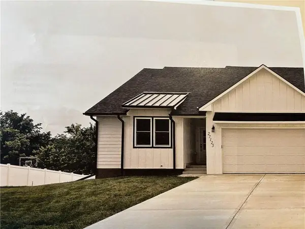 719 Goodlet Circle, Weston, MO 64098