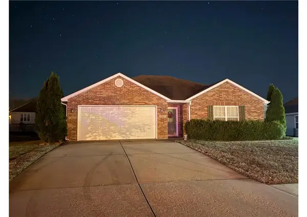 1103 Carlisle Drive, Raymore, MO 64083