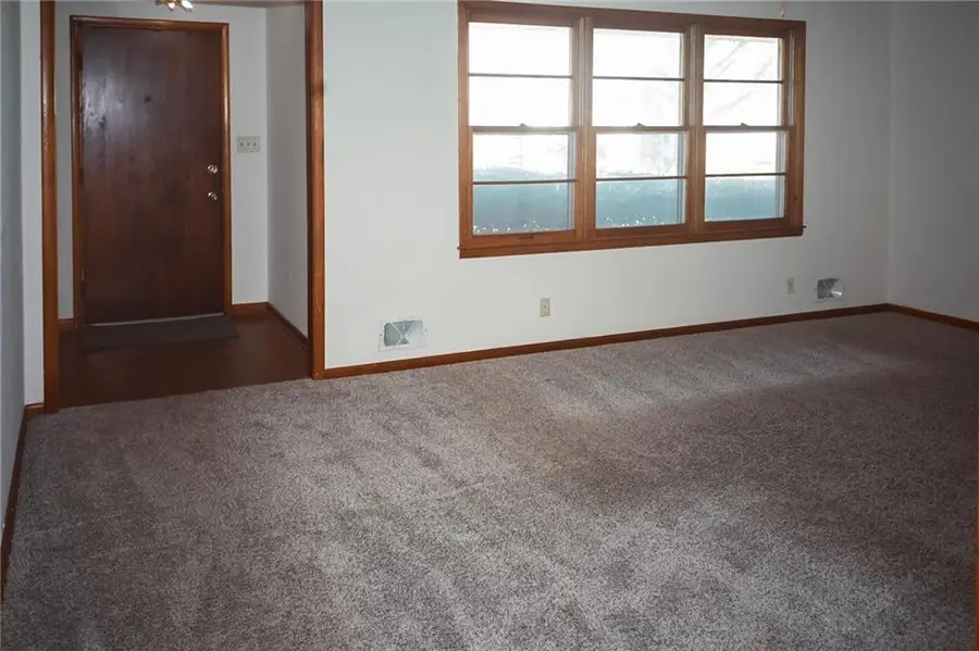 8219 E 85th Terrace, Raytown, MO 64138 - Image #3