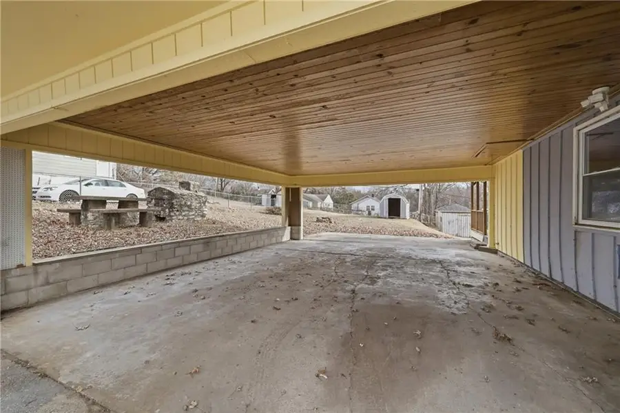 111 N Ditzler Avenue, Independence, MO 64053 - Image #3