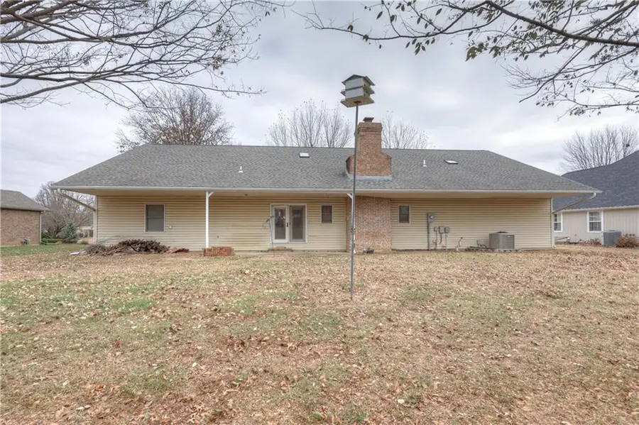 2908 Woodgate Drive, Pittsburg, KS 66762 - Image #3