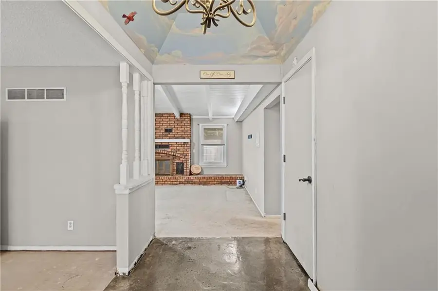 805 NE 2nd Street, Blue Springs, MO 64014 - #3