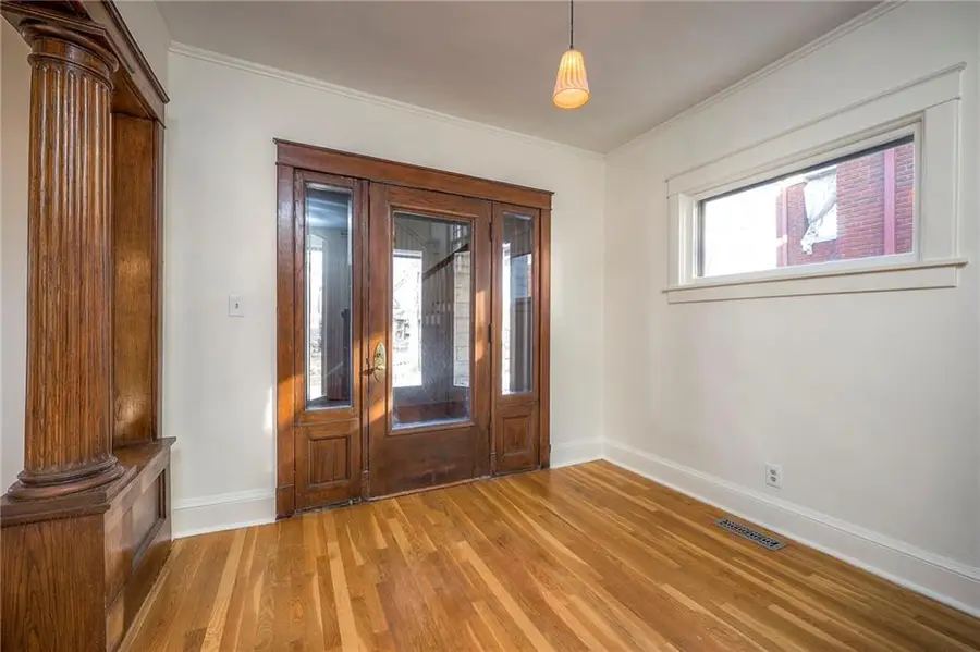 3833 Campbell Street, Kansas City, MO 64109 - Image #3