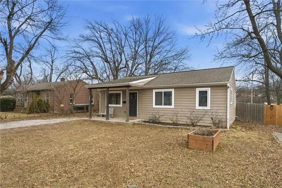 403 Robie Drive, Belton, MO 64012 - Image #3