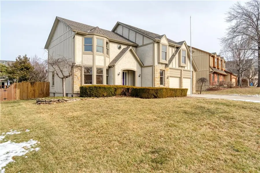 11416 W 105th Street, Overland Park, KS 66214 - #2