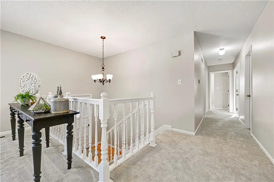 636 Linda Lane, Bonner Springs, KS 66012 - Image #3