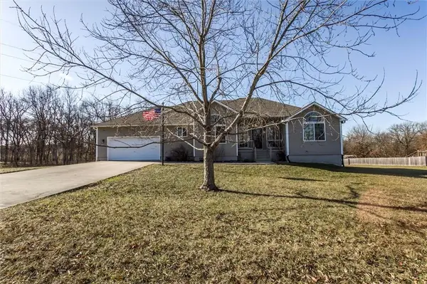 703 Mulberry Street, Pleasant Hill, MO 64080