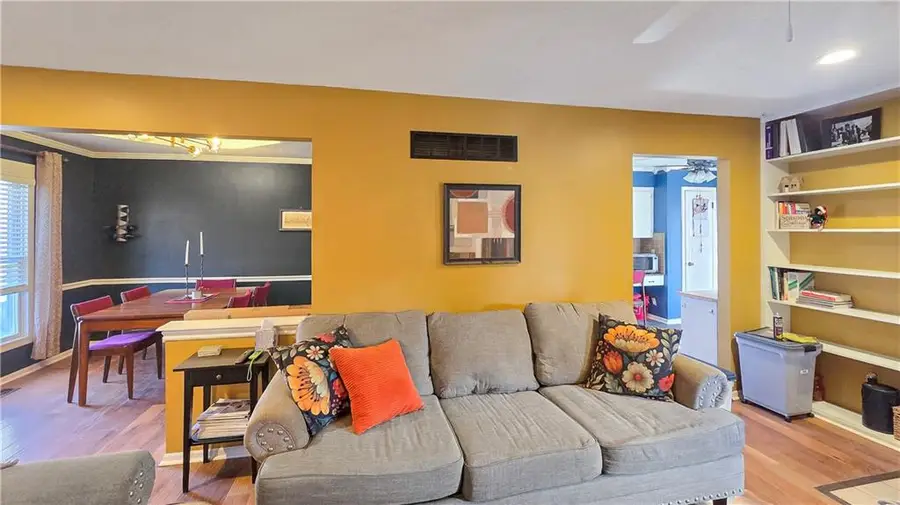 1032 S Lindenwood Drive, Olathe, KS 66062 - #3