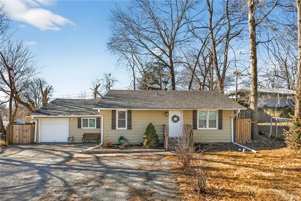 36 N Ridge Avenue, Liberty, MO 64068