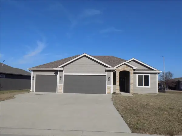 1215 Alexander Court, Ottawa, KS 66067