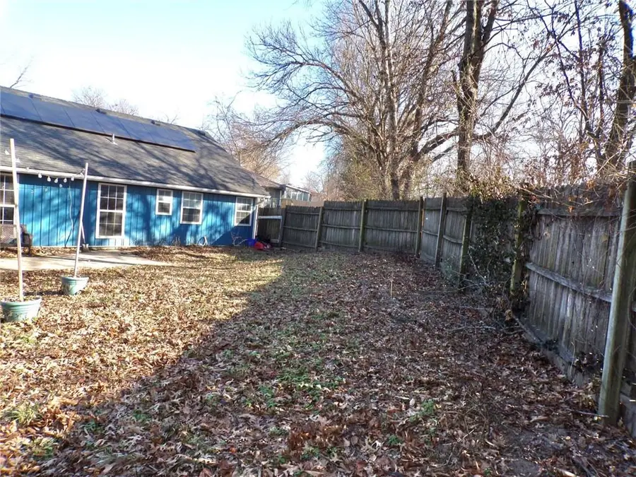 101 Woodlawn Place, Windsor, MO 65360 - Image #2