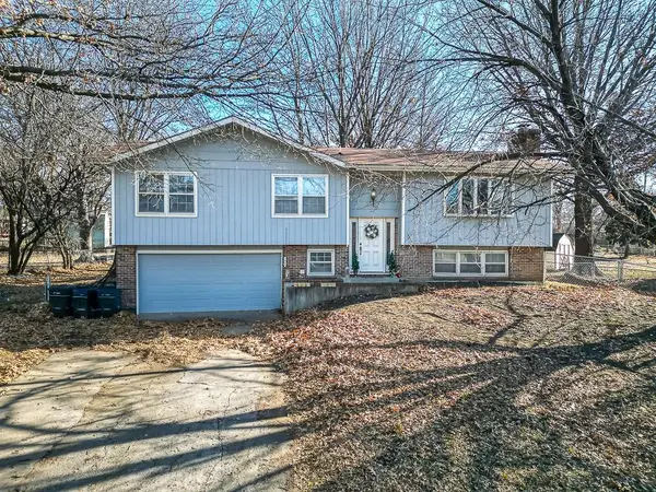2404 Brush Creek Drive, Lawrence, KS 66047