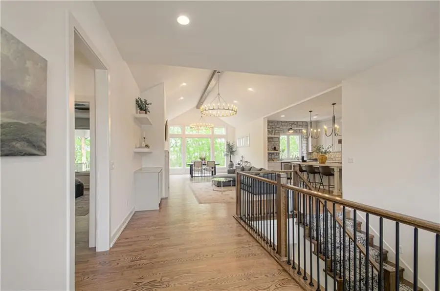 2150 NW Scenic View Drive, Riverside, MO 64150 - #2