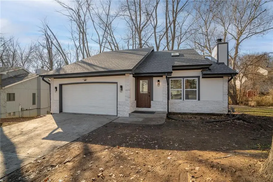 8528 N Virginia Avenue, Kansas City, MO 64155 - #3