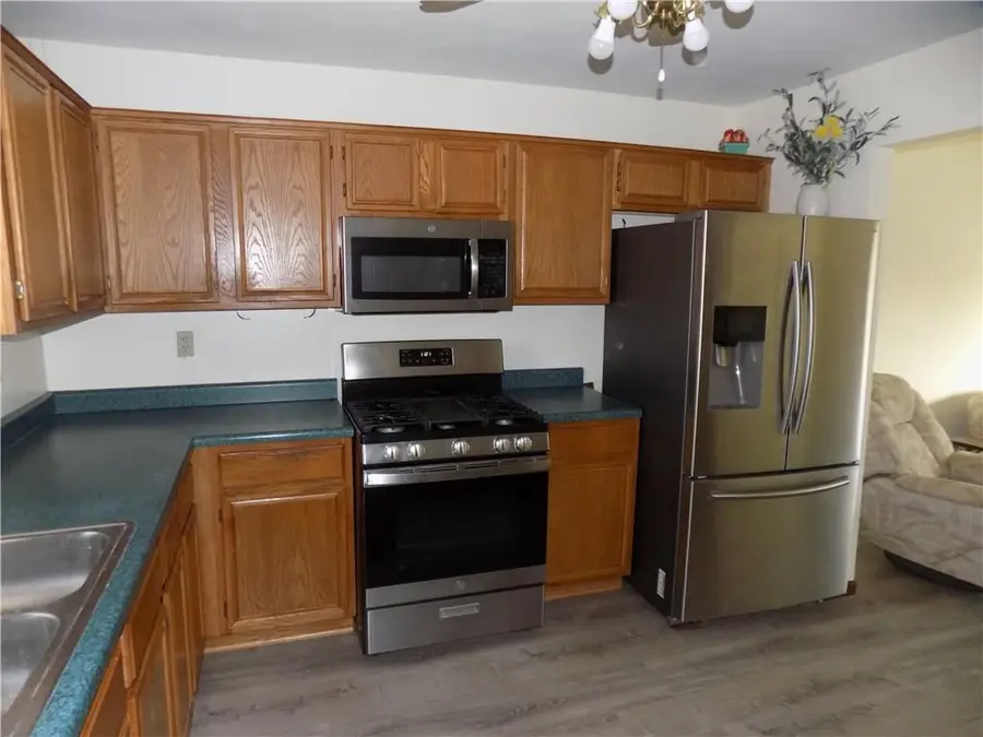 105 Jefferson Street, Pomona, KS 66076 - Image #3