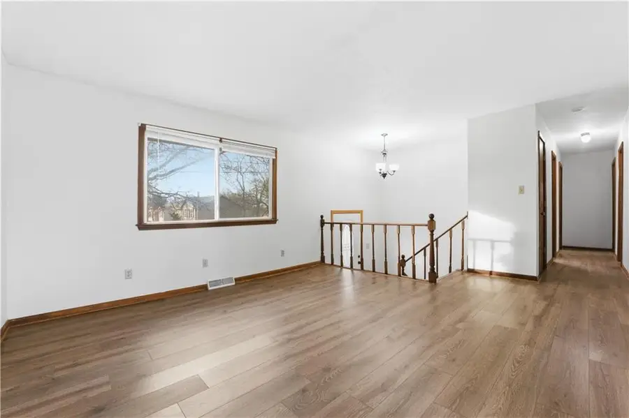 504 SW Persels Road, Lees Summit, MO 64081 - Image #2