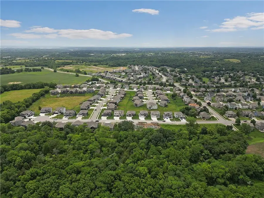 4810 NE 105th Street, Kansas City, MO 64156 - #3