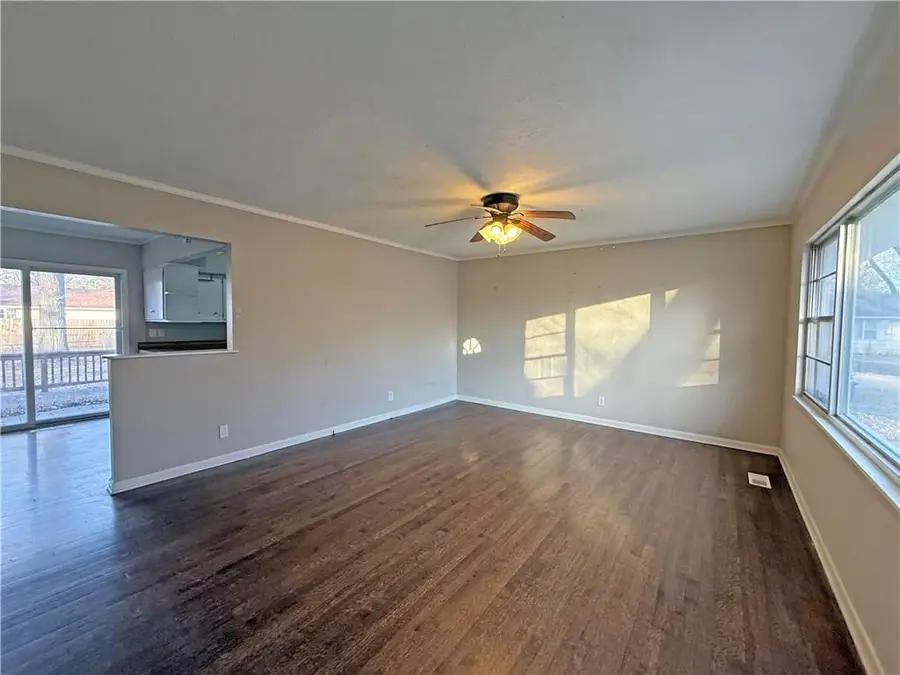 4516 E 112th Terrace, Kansas City, MO 64137 - #3