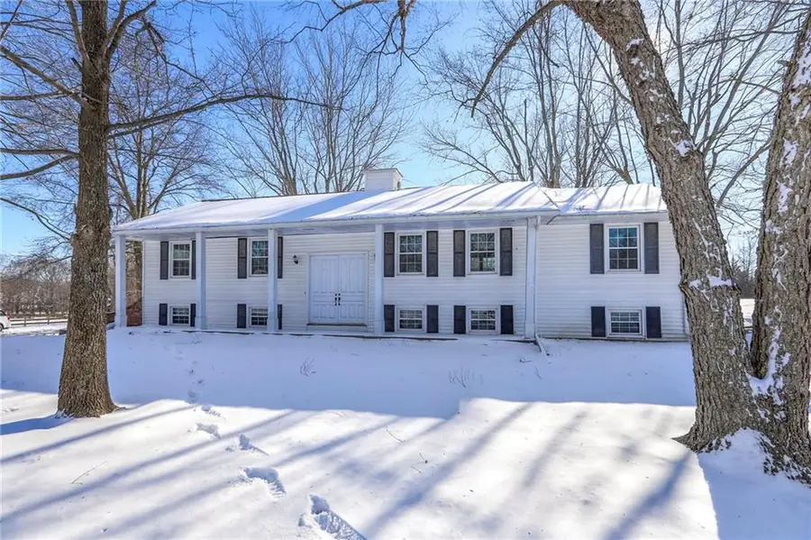 25807 E State Route 58 Street, Pleasant Hill, MO 64080 - Image #2