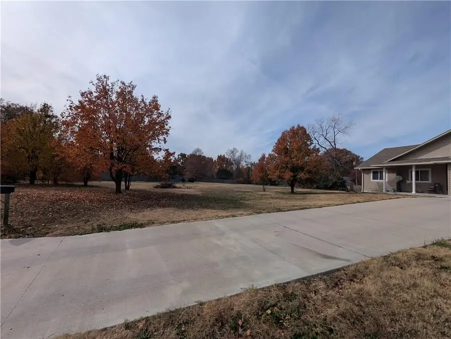 1201 S 29th Street, Parsons, KS 67357 - Image #2