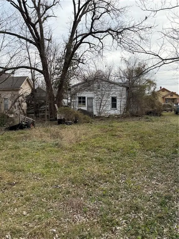 1419 Washington Avenue, Parsons, KS 67357 - Image #2