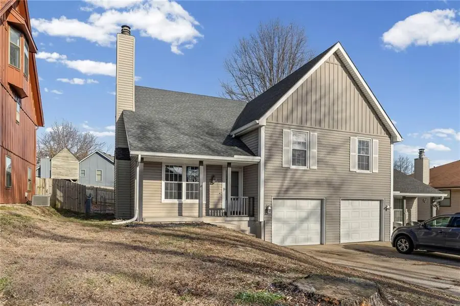 1422 La Chateau Drive, Liberty, MO 64068 - Image #2