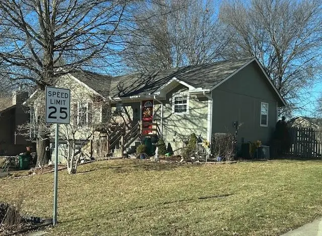 1049 SW Twin Creek Drive, Lees Summit, MO 64081 - Image #1